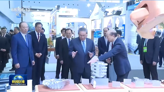 官方专题报道+登上设计之光! 欧思丹广交会高光绽放
